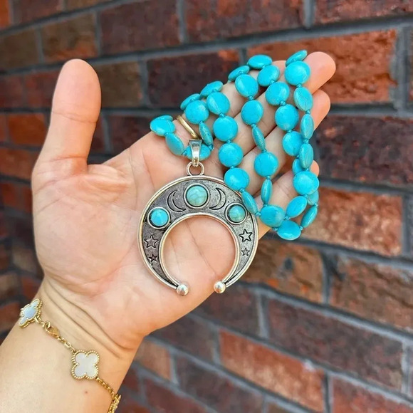 Turquoise Moon Natural Stone Beads Bohemian Western Necklace - Picture 6 of 8